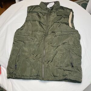 NWT Cool Choice Authentic Outdoor Leisure Collection Green Insulated Vest XL